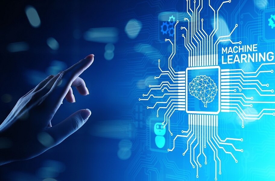 MLOps platform managing machine learning deployment